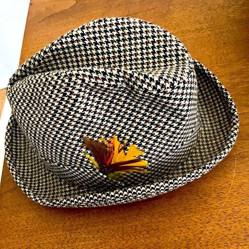 Stylish Houndstooth Fedora with Feather Accent